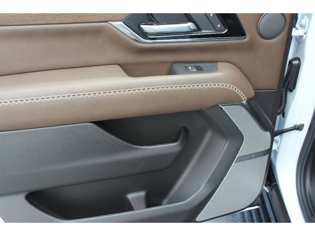 New 2026 GMC Yukon XL Denali Ultimate AWD/4WD image 29