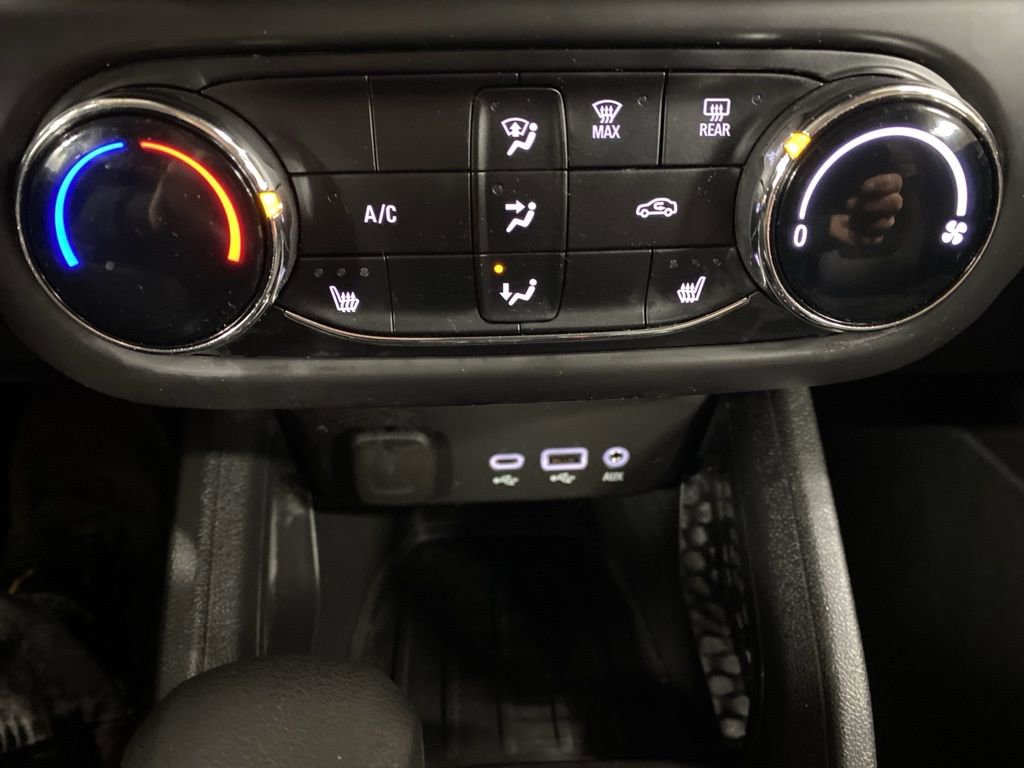 Used 2023 Chevrolet TrailBlazer LT image 40