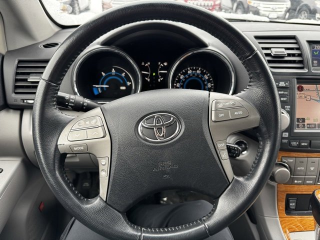 Used 2010 Toyota Highlander Limited image 26