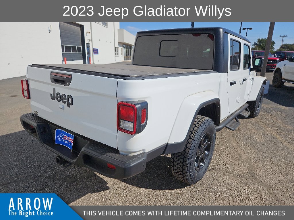 Used 2023 Jeep Gladiator Sport AWD/4WD image 12