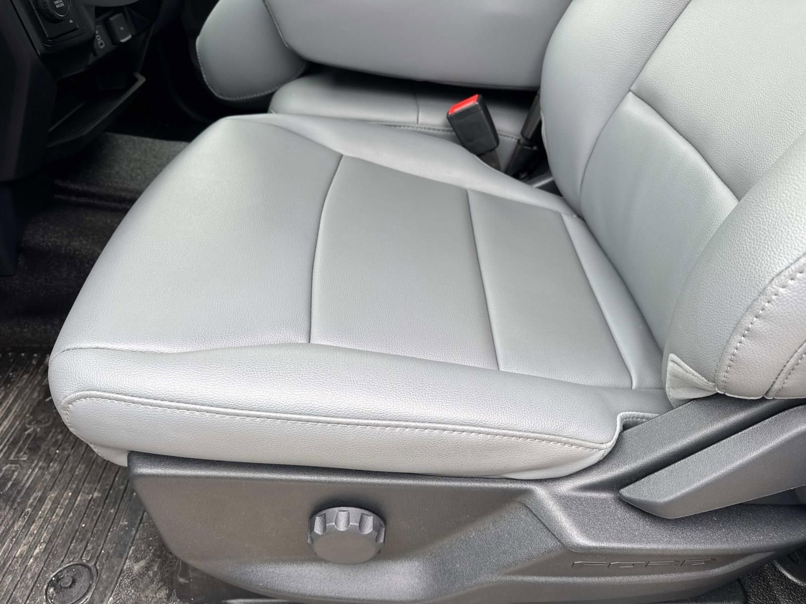 New 2026 Ford F550 4x4 Supercab Super Duty image 24