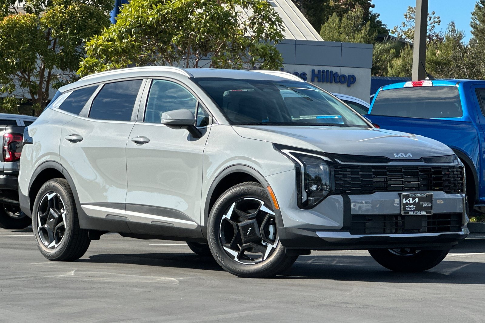 New 2026 Kia Sportage EX AWD/4WD image 2