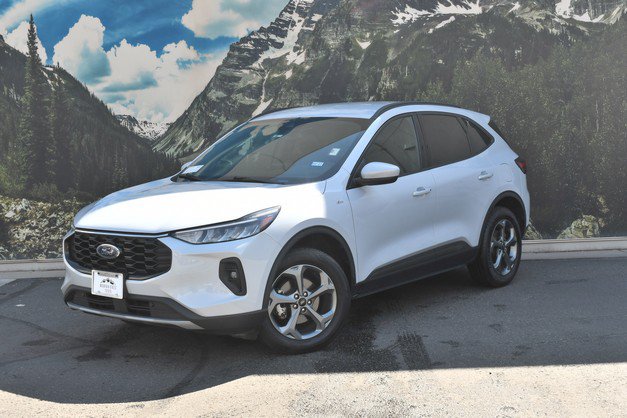 Used 2025 Ford Escape ST-Line Select AWD/4WD image 6