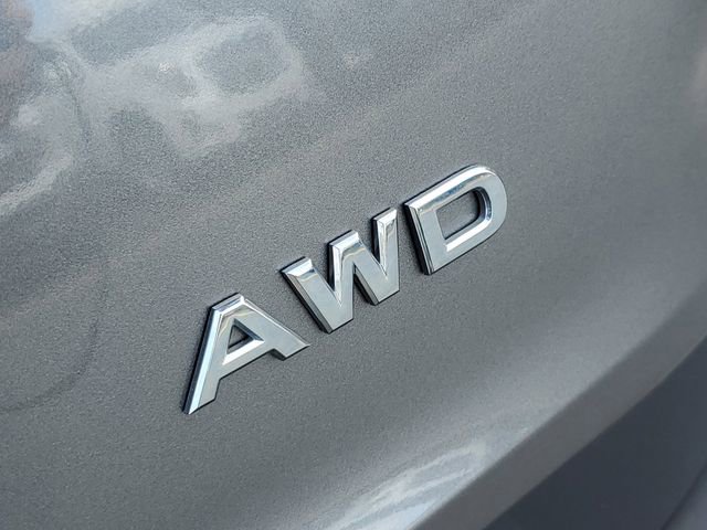 Used 2022 Nissan Rogue S AWD/4WD image 6