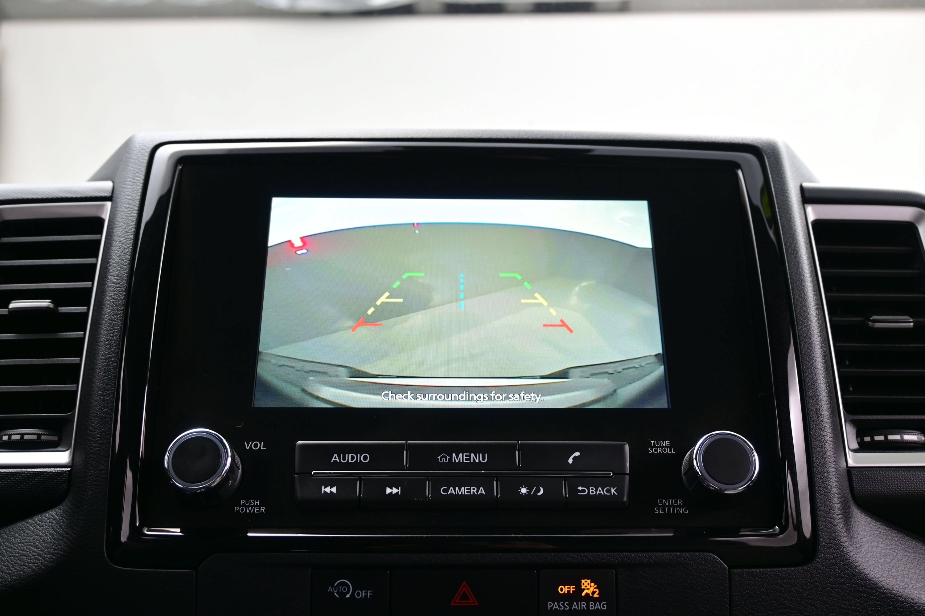 Used 2024 Nissan Frontier SV w/ Technology Package RWD image 19