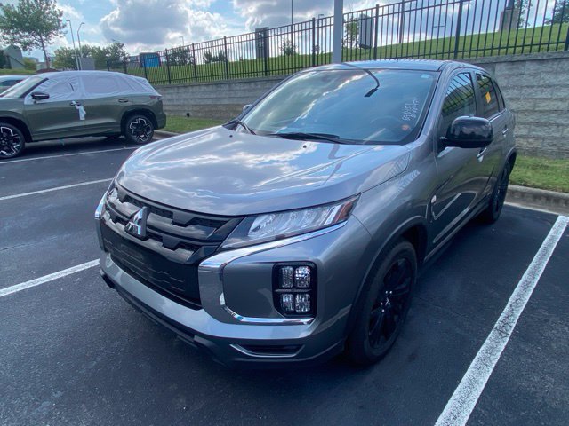 Used 2025 Mitsubishi Outlander Sport LE AWD/4WD image 2