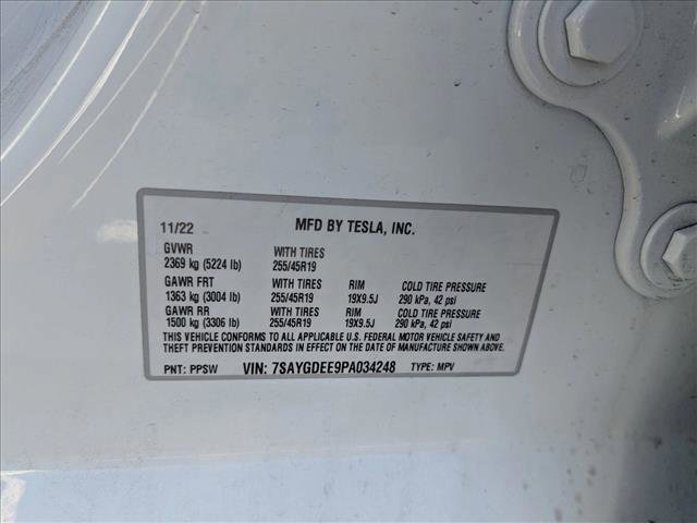 Used 2023 Tesla Model Y Long Range image 24