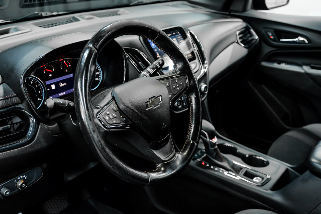Used 2022 Chevrolet Equinox RS w/ Infotainment Package FWD image 17