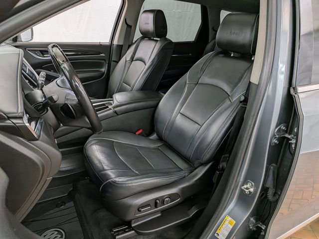 Used 2019 Buick Enclave Avenir w/ Avenir Technology Package AWD/4WD image 11