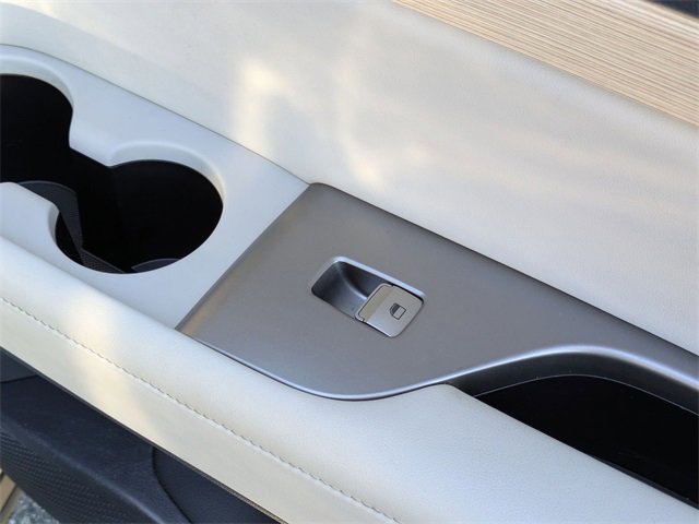 Used 2023 Hyundai Palisade Limited w/ Cargo Package image 38