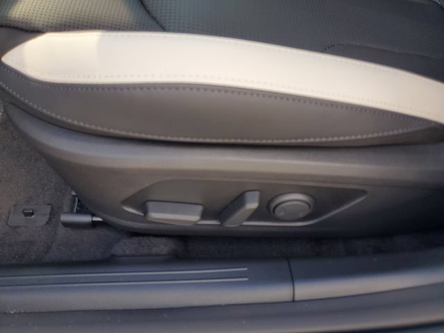 New 2026 Kia K5 GT-Line w/ GT-Line Premium Package FWD image 9