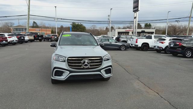 Used 2024 Mercedes-Benz GLS 450 4MATIC image 3