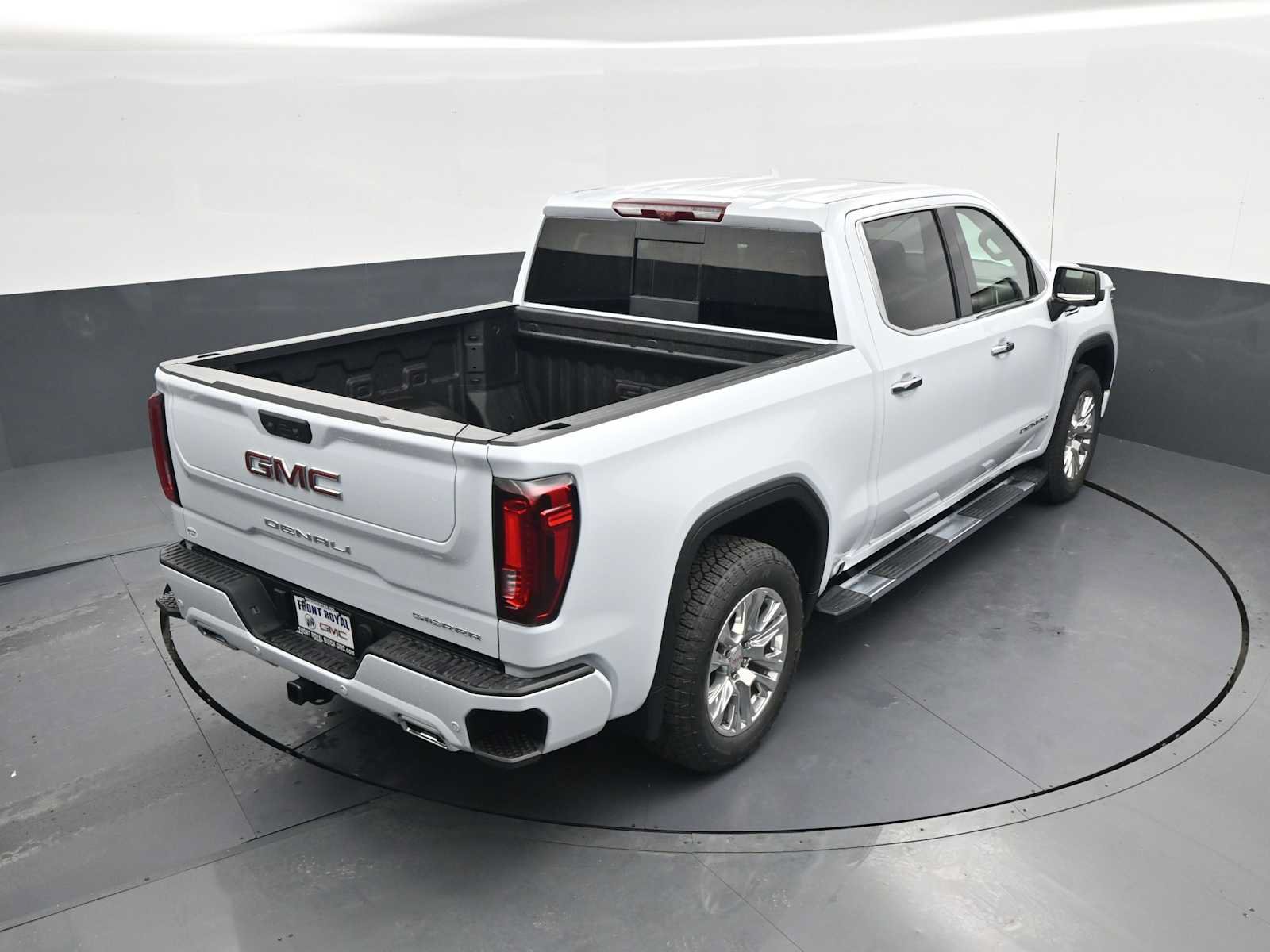 New 2026 GMC Sierra 1500 Denali w/ Technology Package AWD/4WD image 37