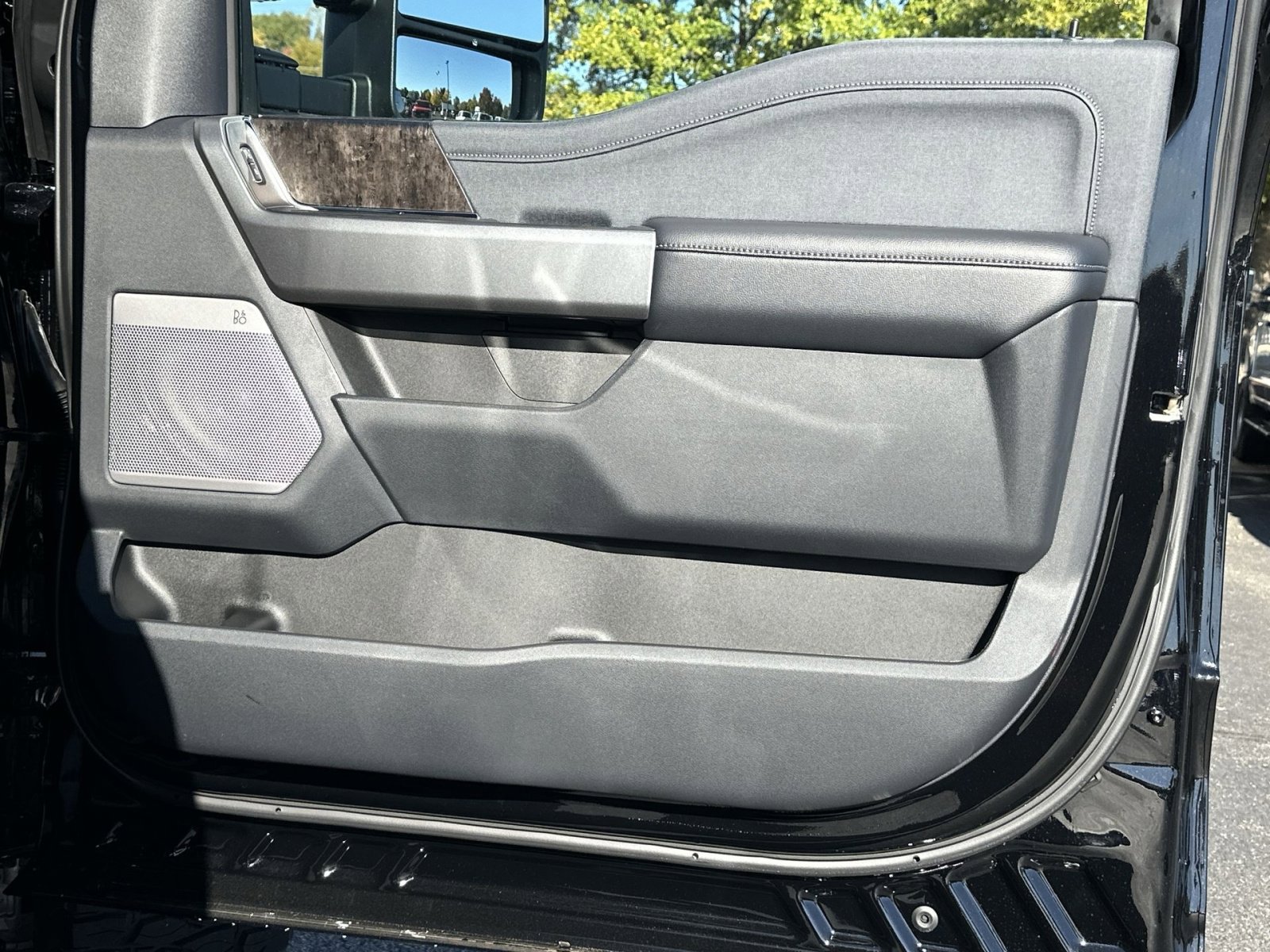 New 2026 Ford F250 Lariat w/ Black Appearance Package image 40