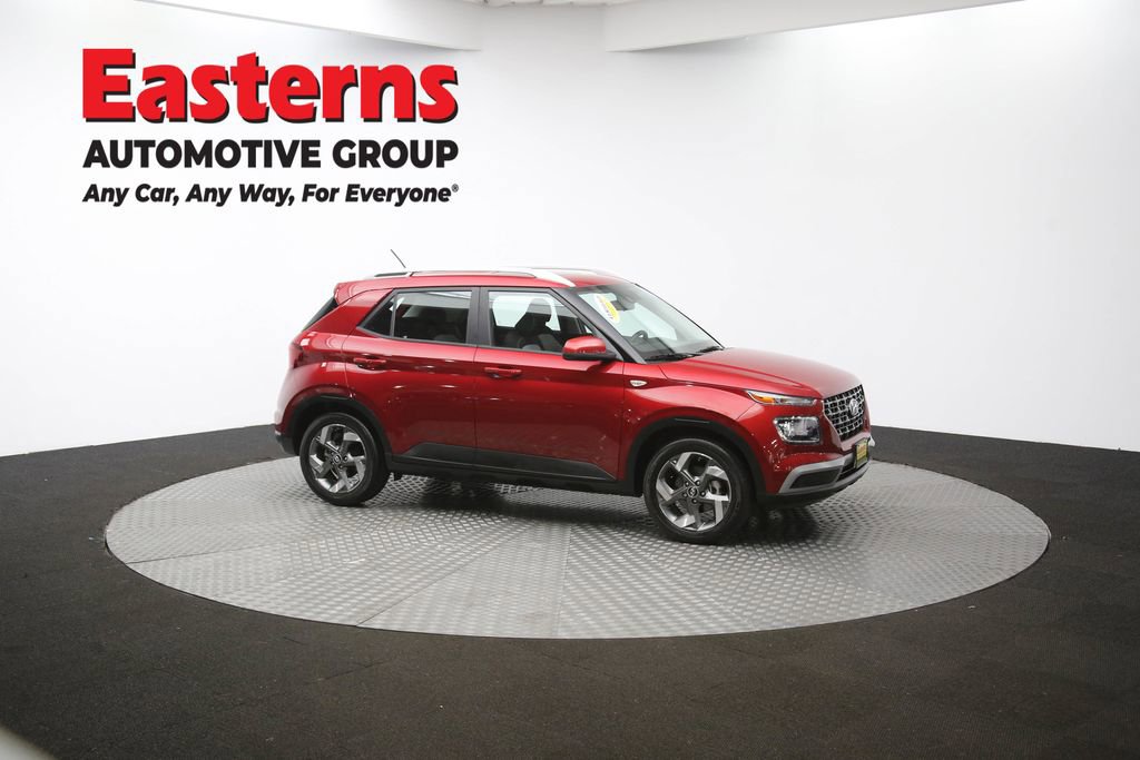 Used 2024 Hyundai Venue SEL image 47