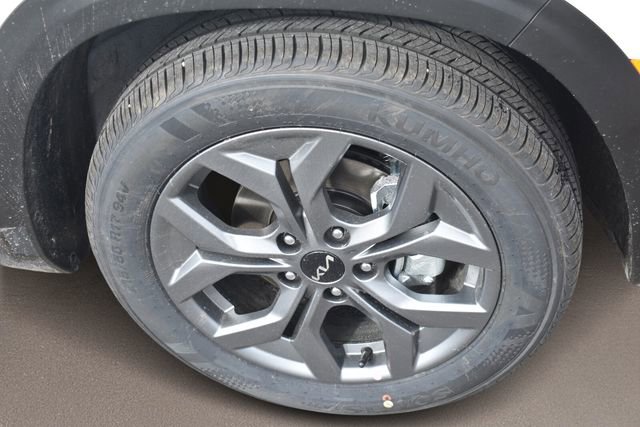 New 2026 Kia Seltos LX image 12