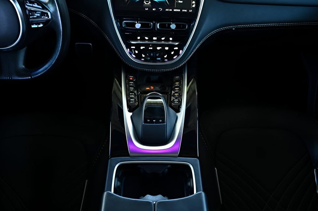 Used 2021 Aston Martin DBX image 36