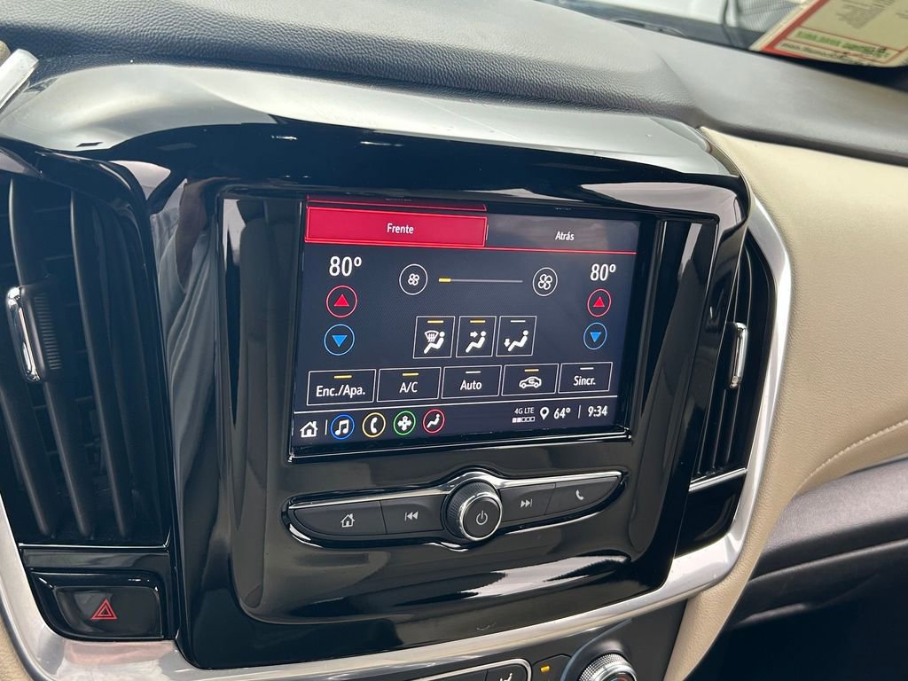 Used 2022 Chevrolet Traverse LS image 18