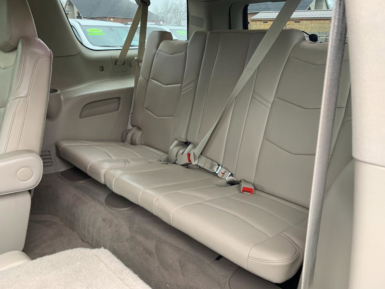 Used 2015 Cadillac Escalade ESV Premium image 33