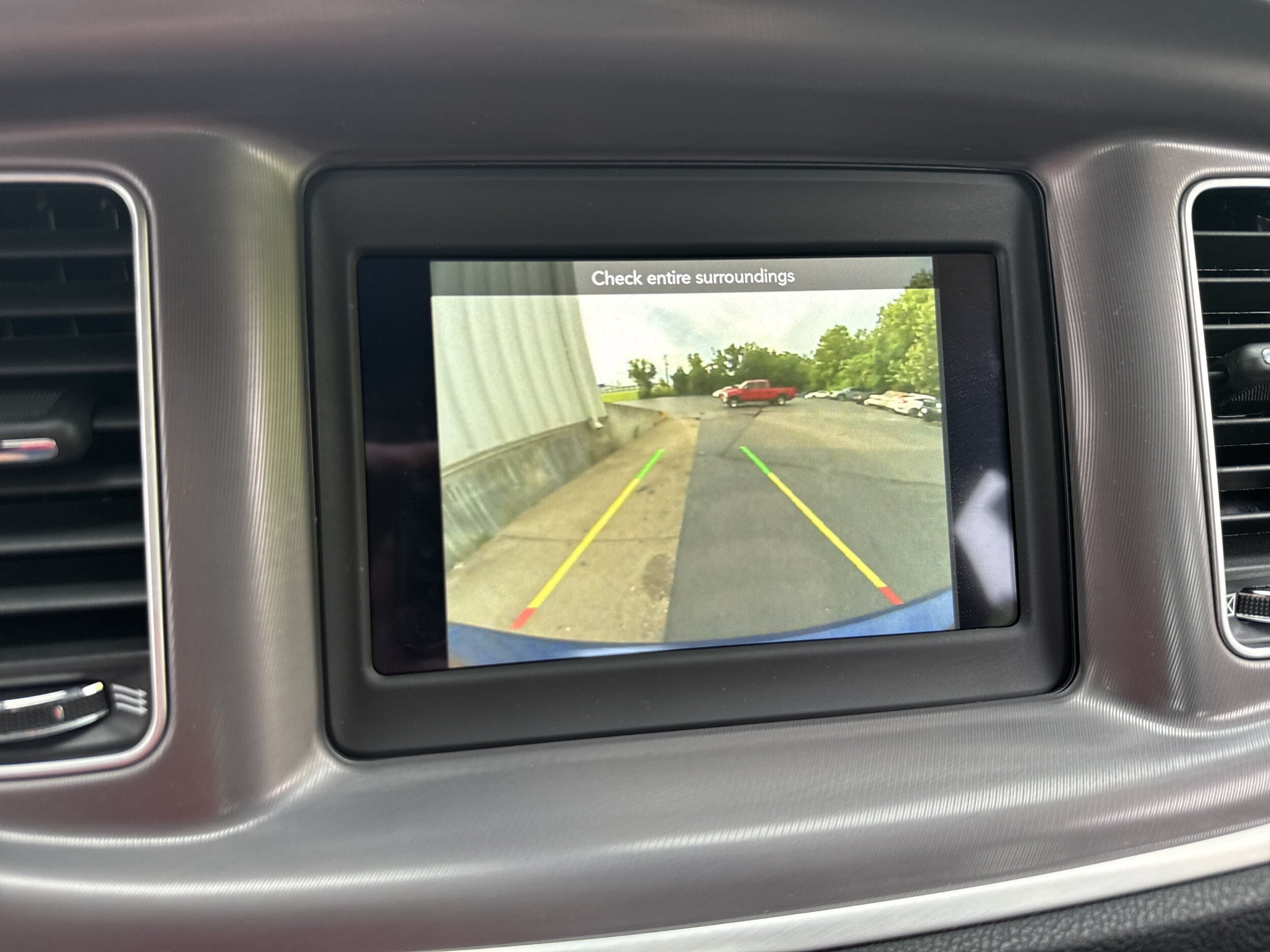 Used 2022 Dodge Charger SXT RWD image 16