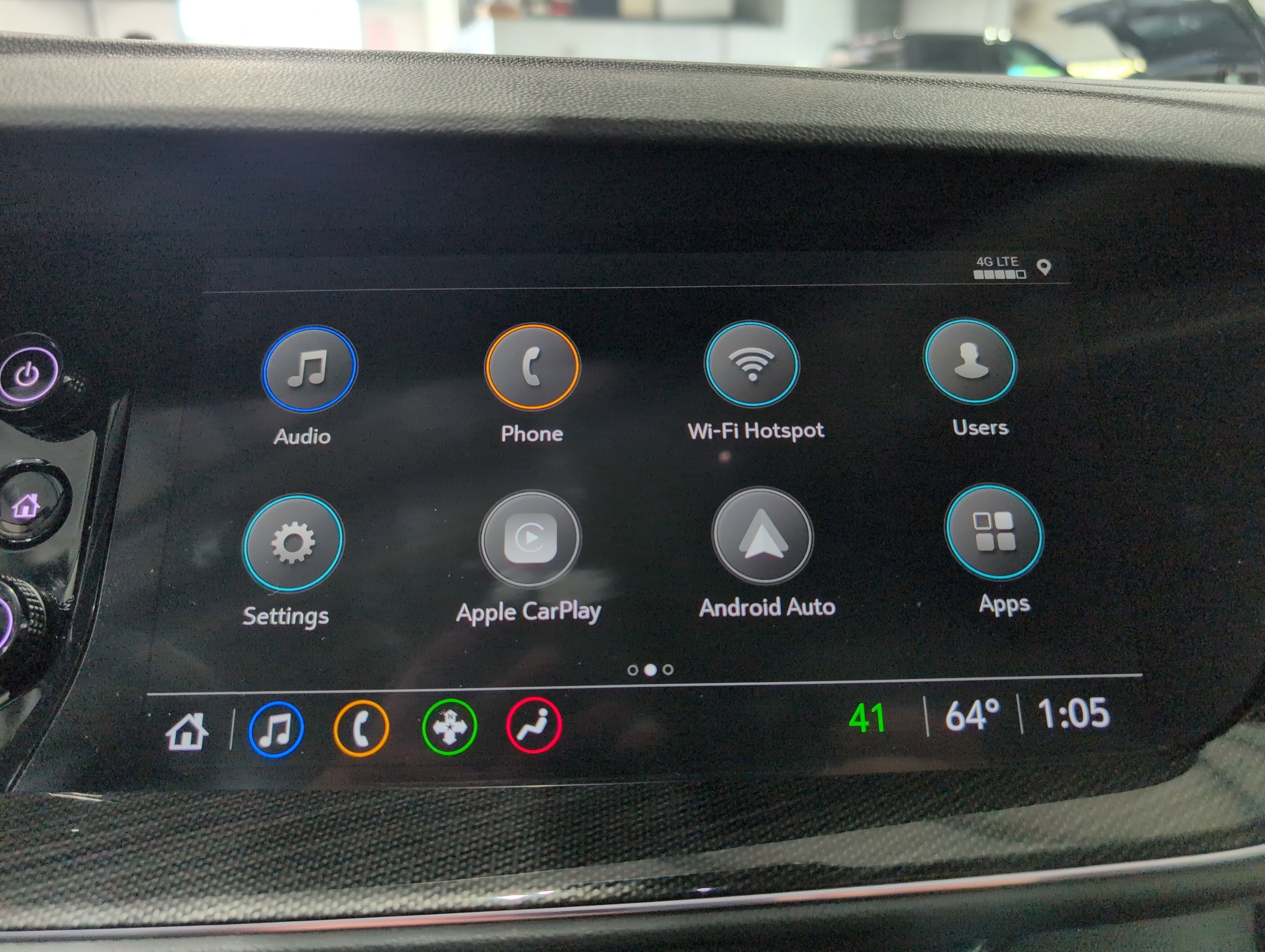 Used 2023 Buick Envision Essence AWD/4WD image 18