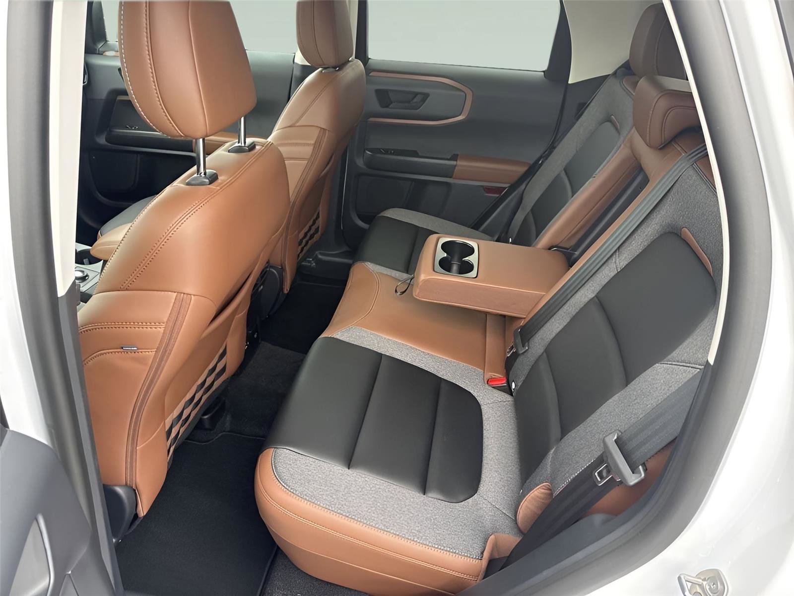 Used 2024 Ford Bronco Sport Outer Banks image 12