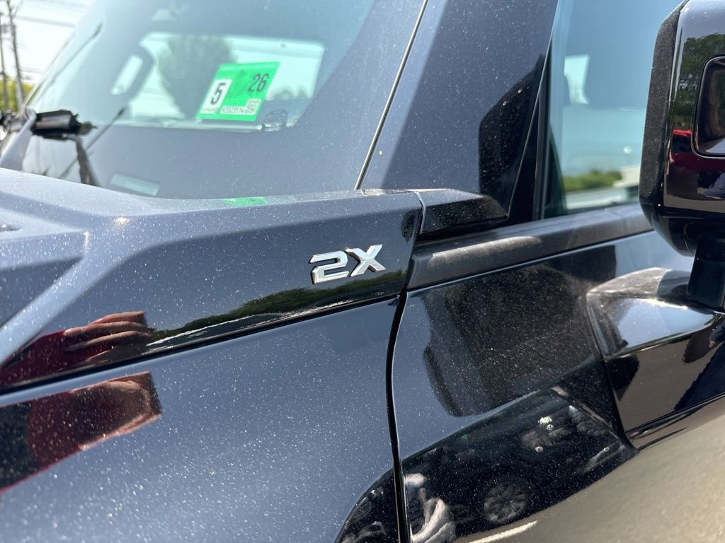 New 2025 GMC Hummer EV 2X w/ LPO, Dark Essentials Package image 63