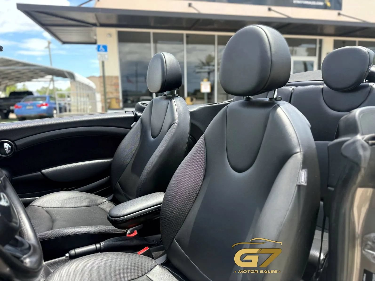 Used 2013 MINI Cooper Convertible FWD image 12