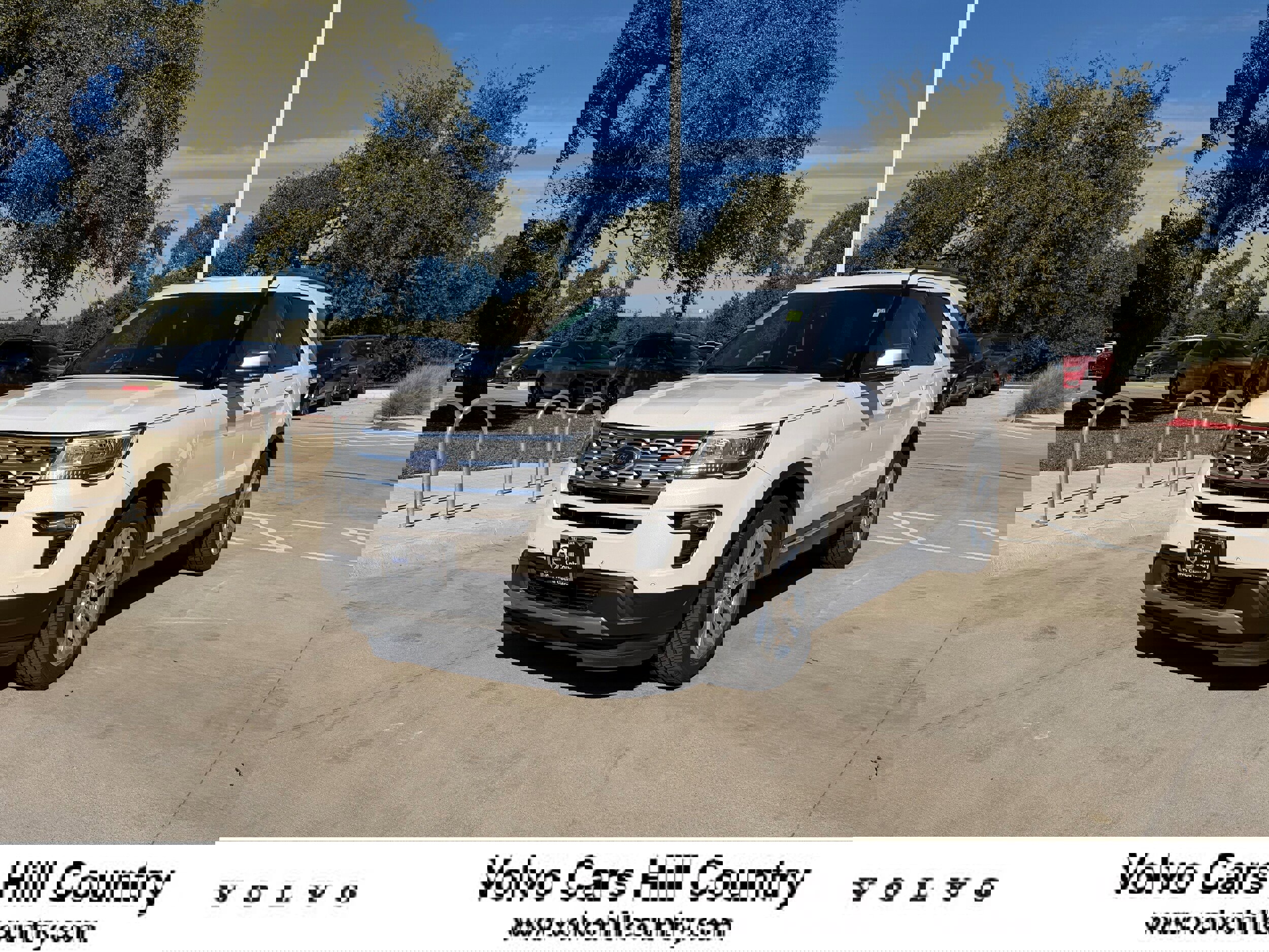 Used 2018 Ford Explorer XLT w/ Equipment Group 202A AWD/4WD image 1