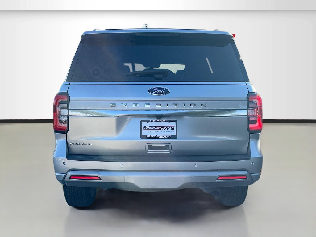 Used 2024 Ford Expedition Platinum RWD image 6