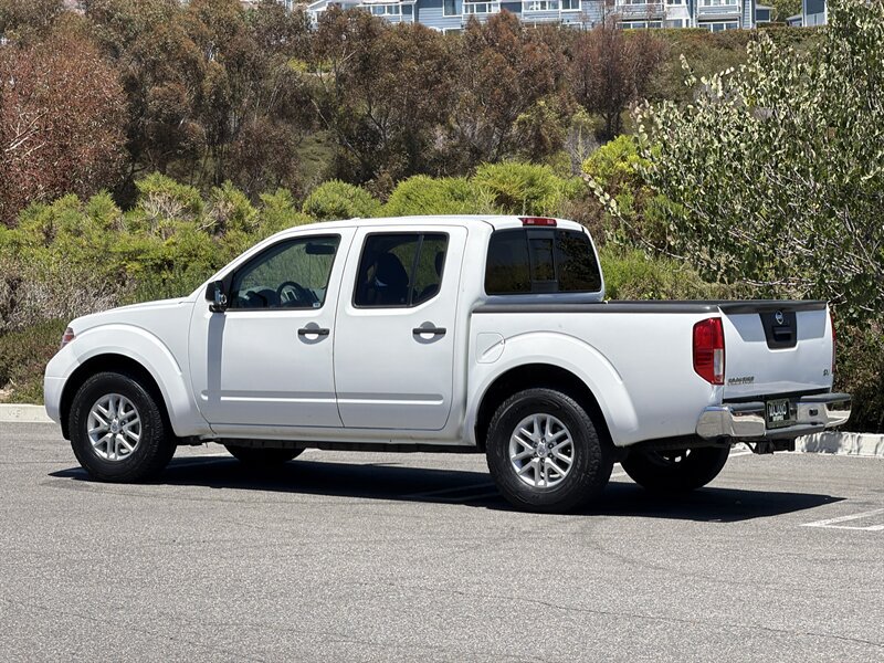 Used 2018 Nissan Frontier SV RWD image 4