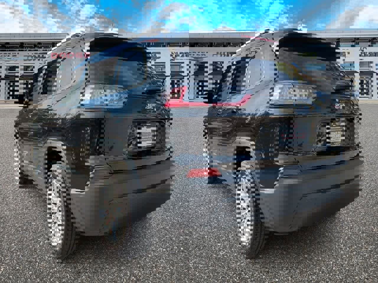 Used 2020 Jeep Cherokee Latitude image 6