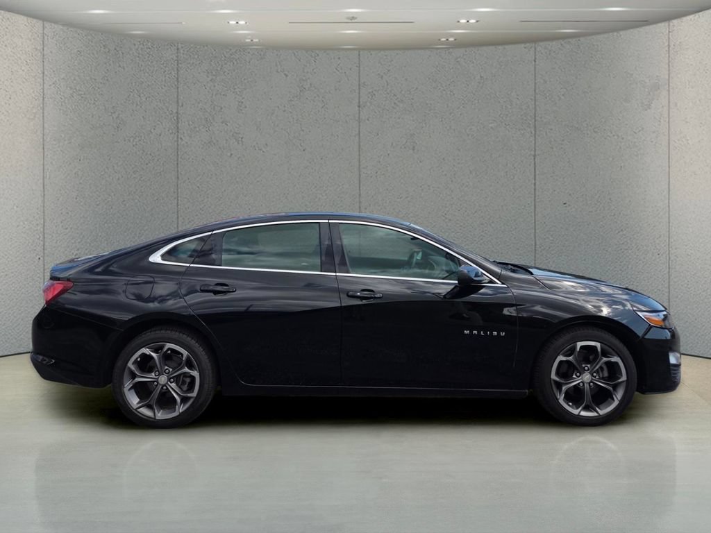 Used 2021 Chevrolet Malibu LT FWD image 6