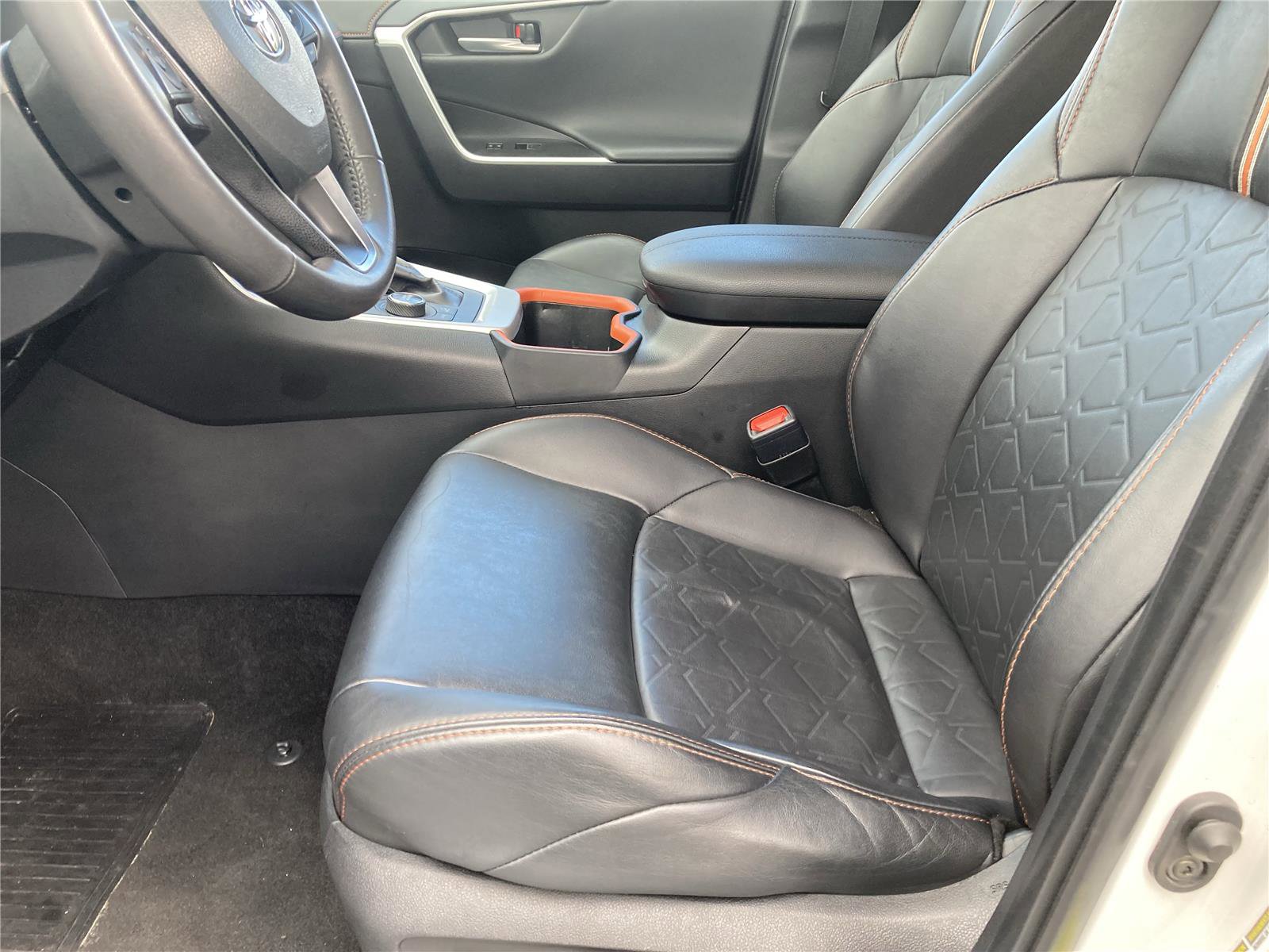 Used 2024 Toyota RAV4 Adventure image 27