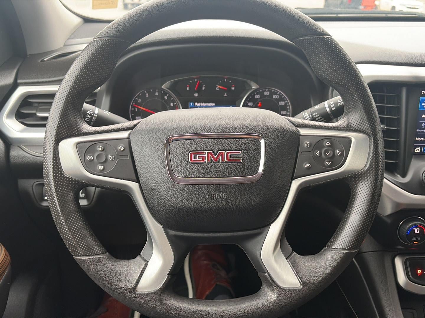 Used 2023 GMC Acadia SLE AWD/4WD image 15