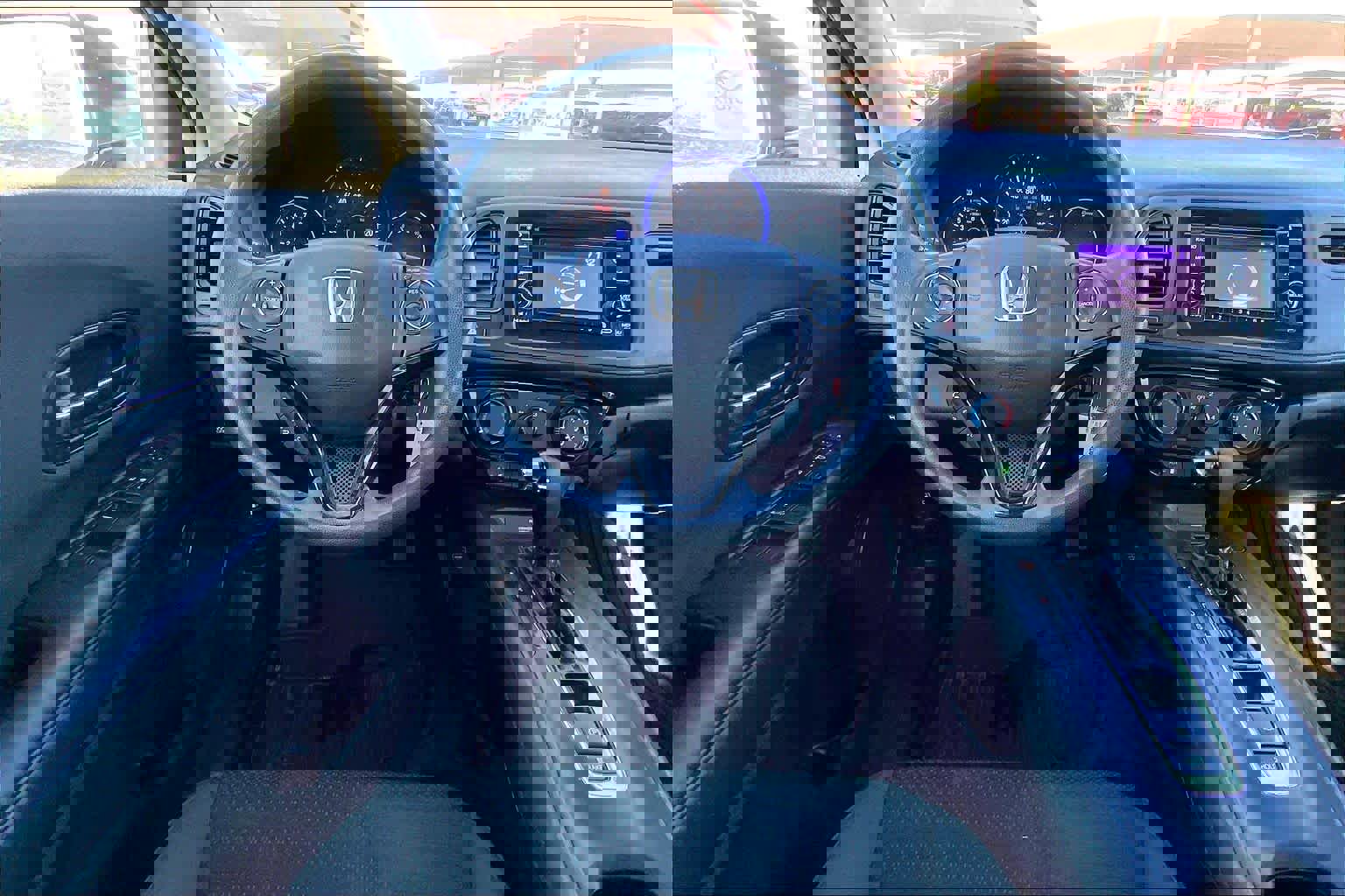 Used 2020 Honda HR-V LX image 6