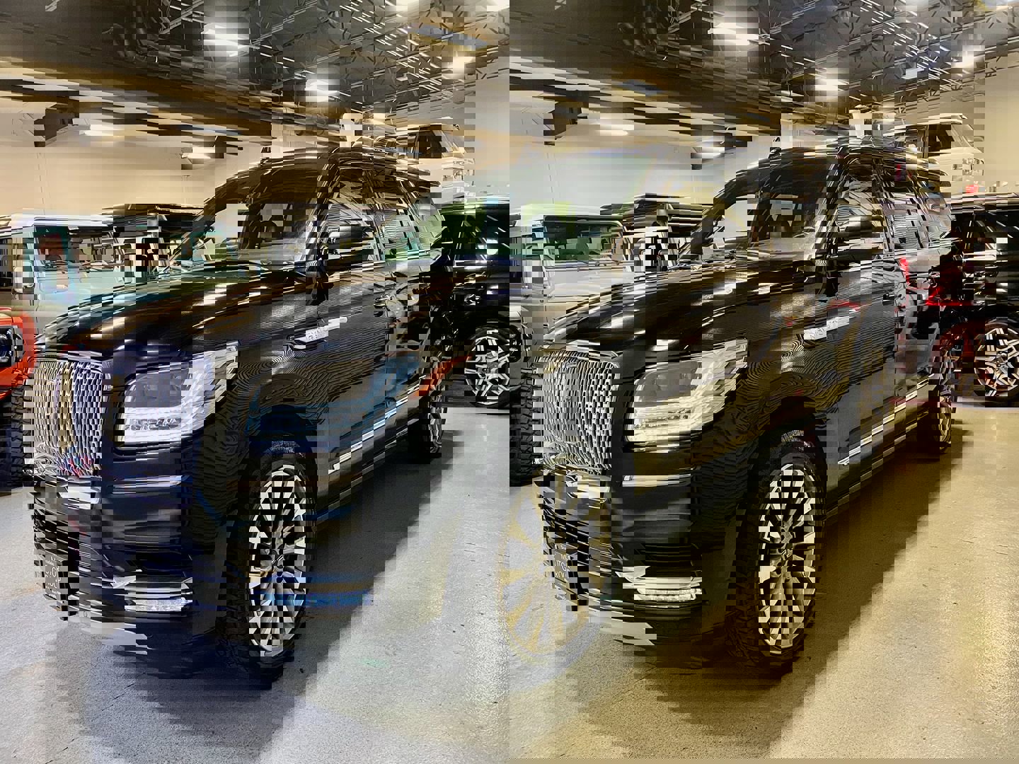 Used 2020 Lincoln Navigator L Reserve image 3