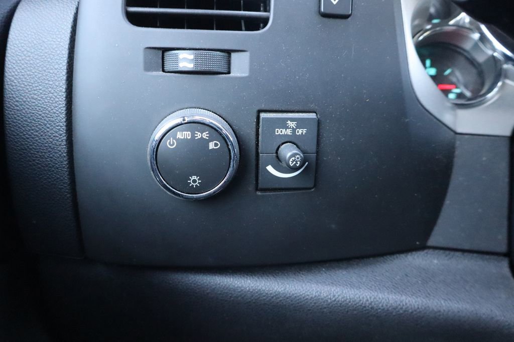 Used 2013 Chevrolet Silverado 1500 LT w/ All-Star Edition AWD/4WD image 13