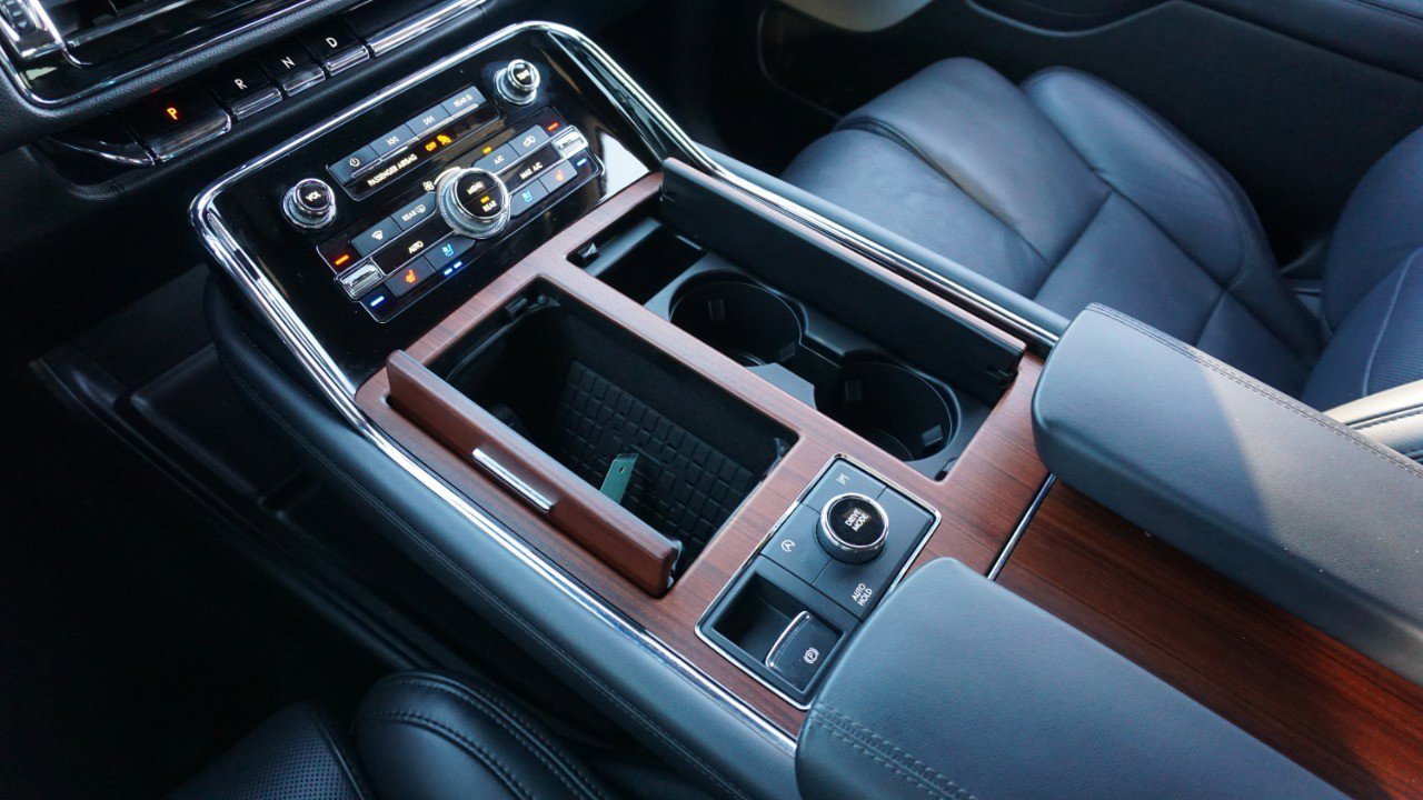 Used 2023 Lincoln Navigator Reserve image 21