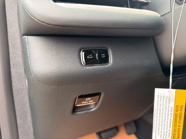 New 2026 Lincoln Navigator Reserve w/ Jet Appearance Package AWD/4WD image 23