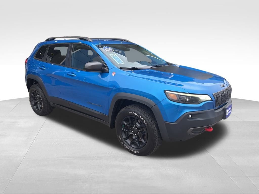 Used 2020 Jeep Cherokee Trailhawk w/ Cold Weather Group image 9