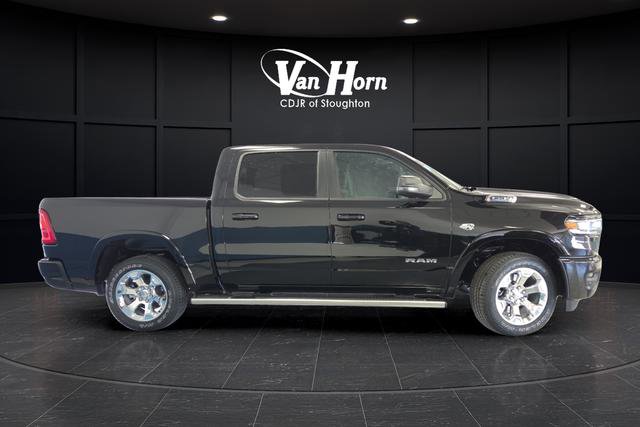 New 2026 RAM 1500 4x4 Crew Cab image 2
