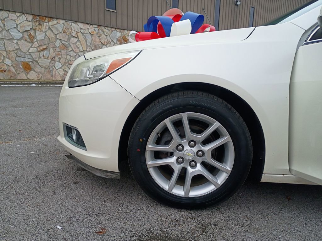 Used 2013 Chevrolet Malibu Eco w/ Power Convenience Package image 22