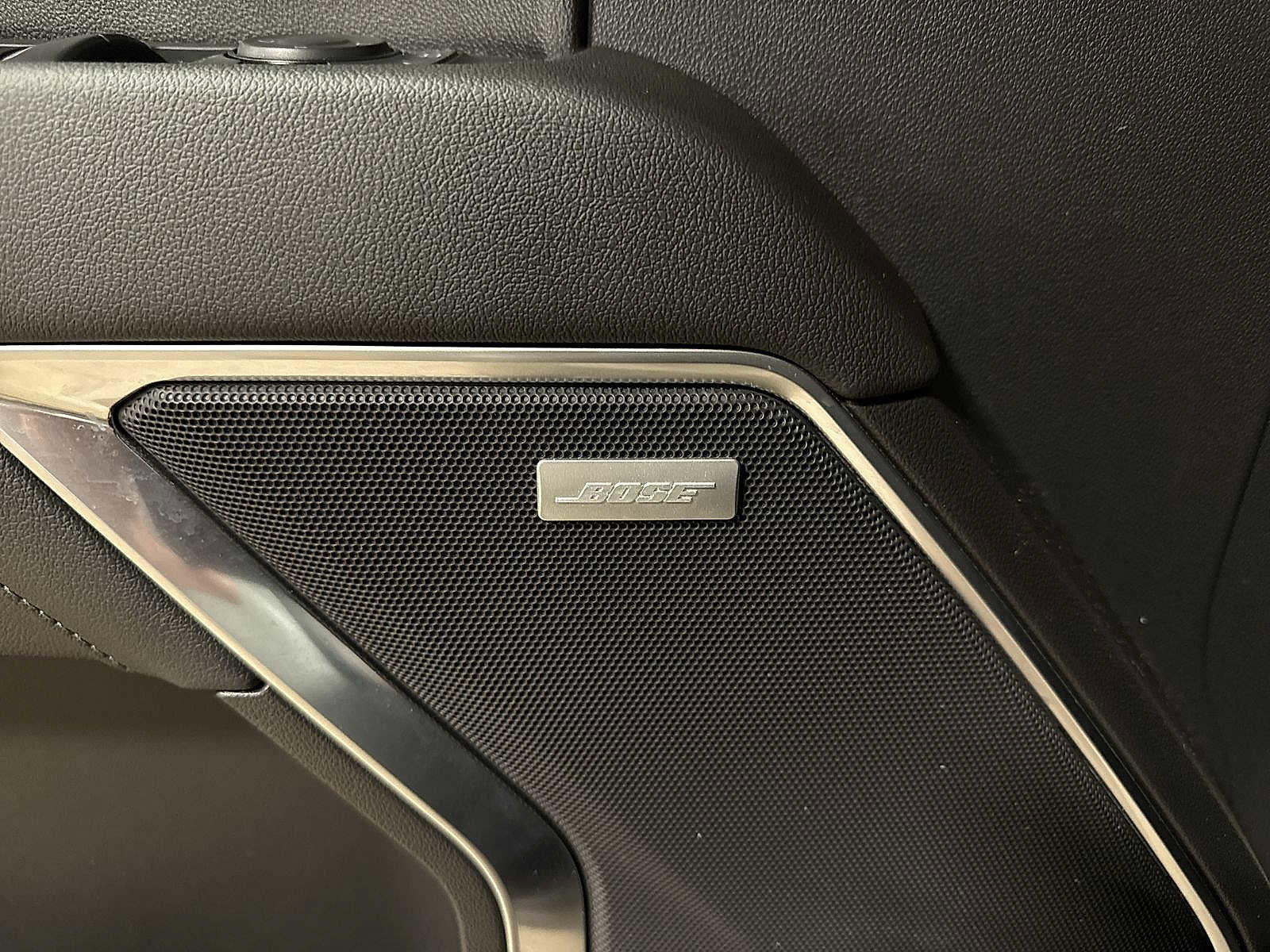 Used 2022 GMC Sierra 1500 Elevation w/ Preferred Package image 32