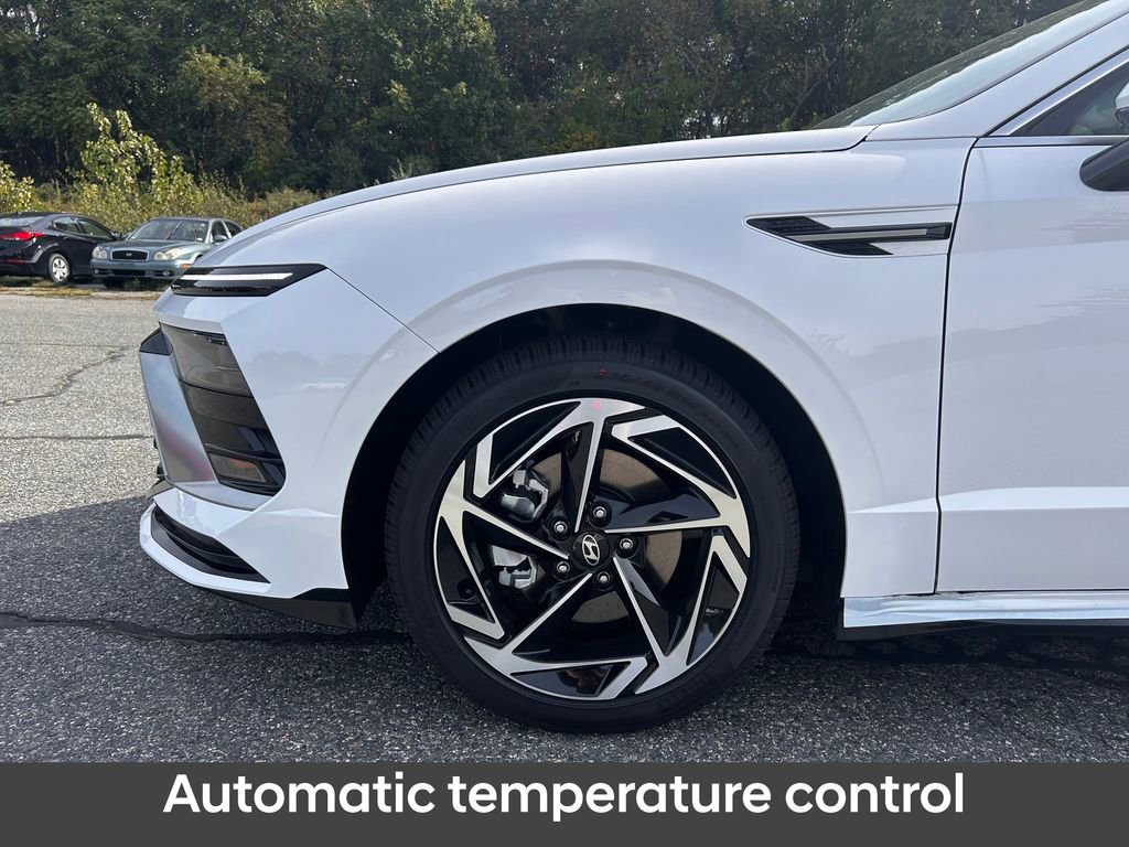 New 2026 Hyundai Sonata SEL image 2