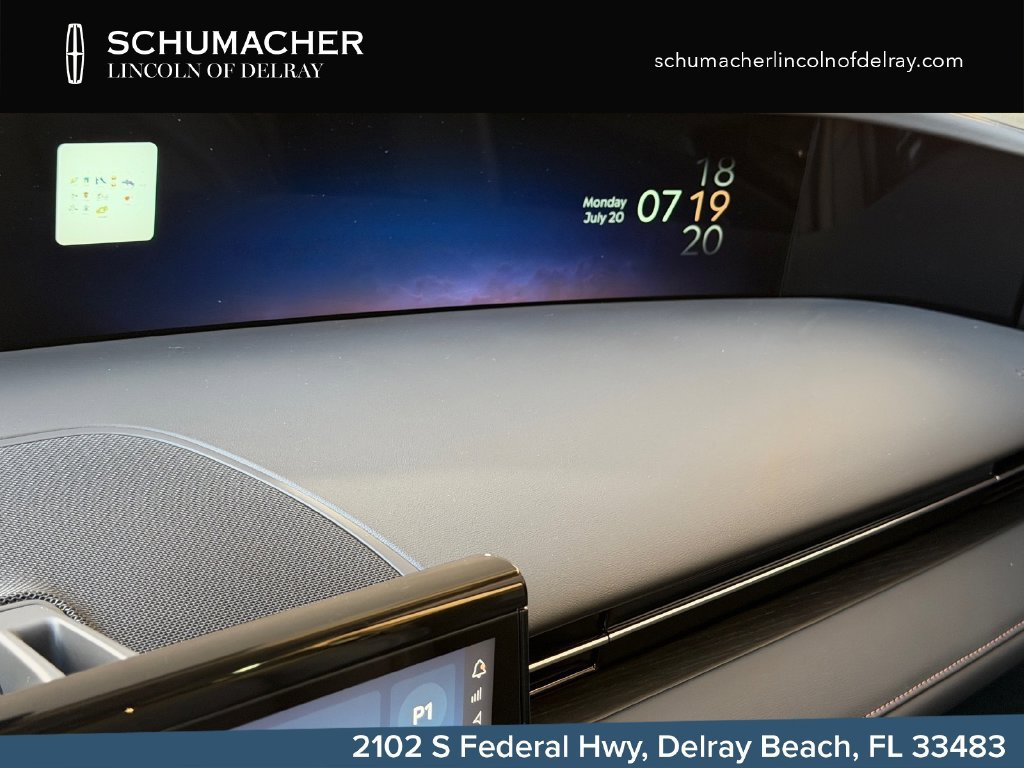 New 2026 Lincoln Nautilus Reserve AWD/4WD image 18
