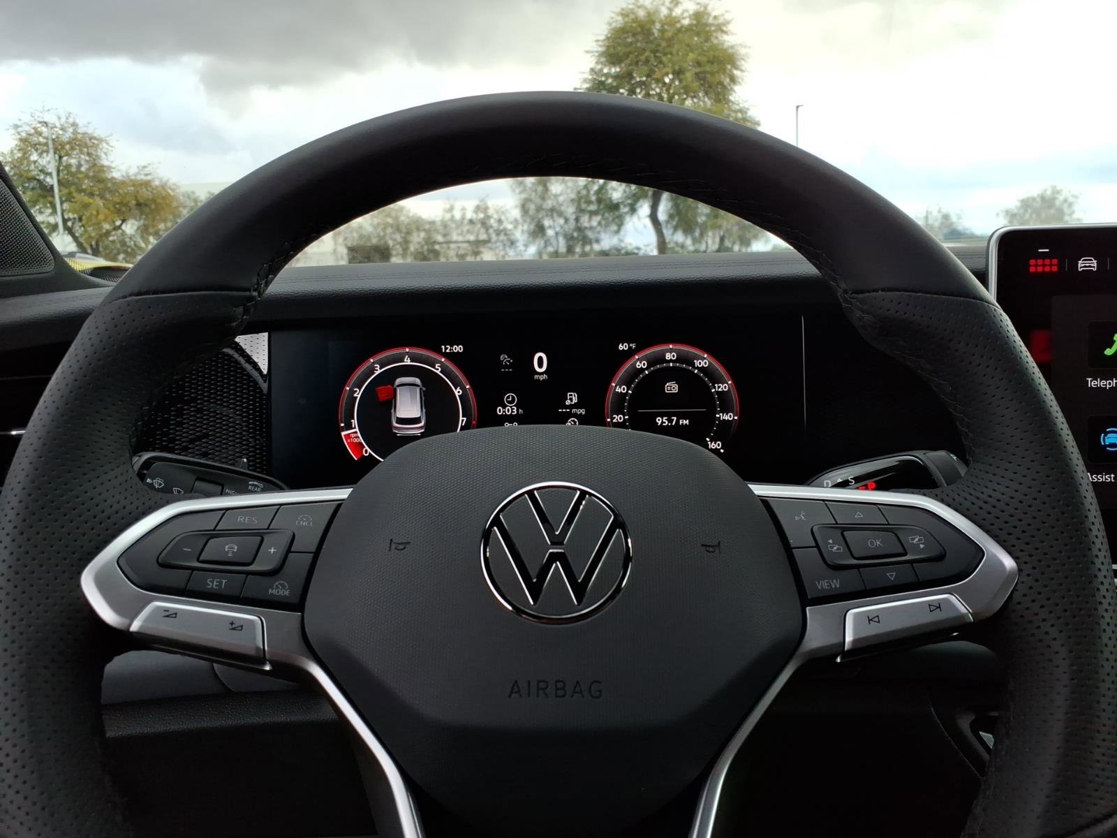 New 2026 Volkswagen Tiguan SE R-Line image 16