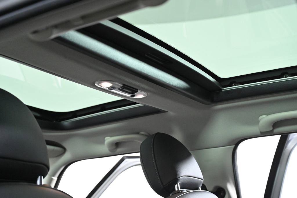 Certified 2023 MINI Cooper 4-Door Hardtop image 22