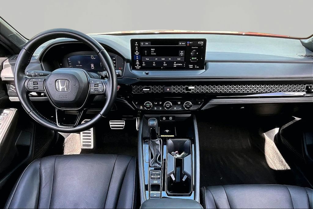 Used 2025 Honda Accord Sport image 8