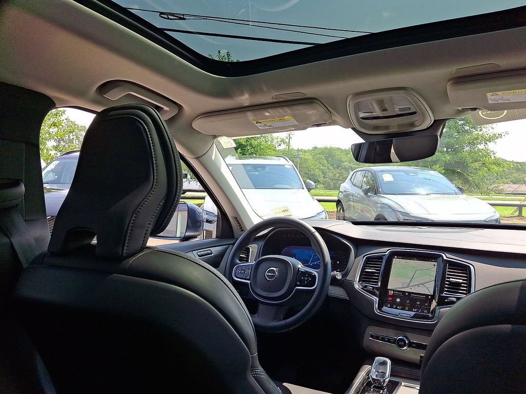 Certified 2025 Volvo XC90 B6 Ultra w/ Protection Package Premier AWD/4WD image 15